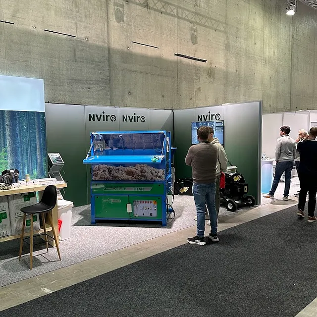 Stand for blåseisolering på messe i Akershus.